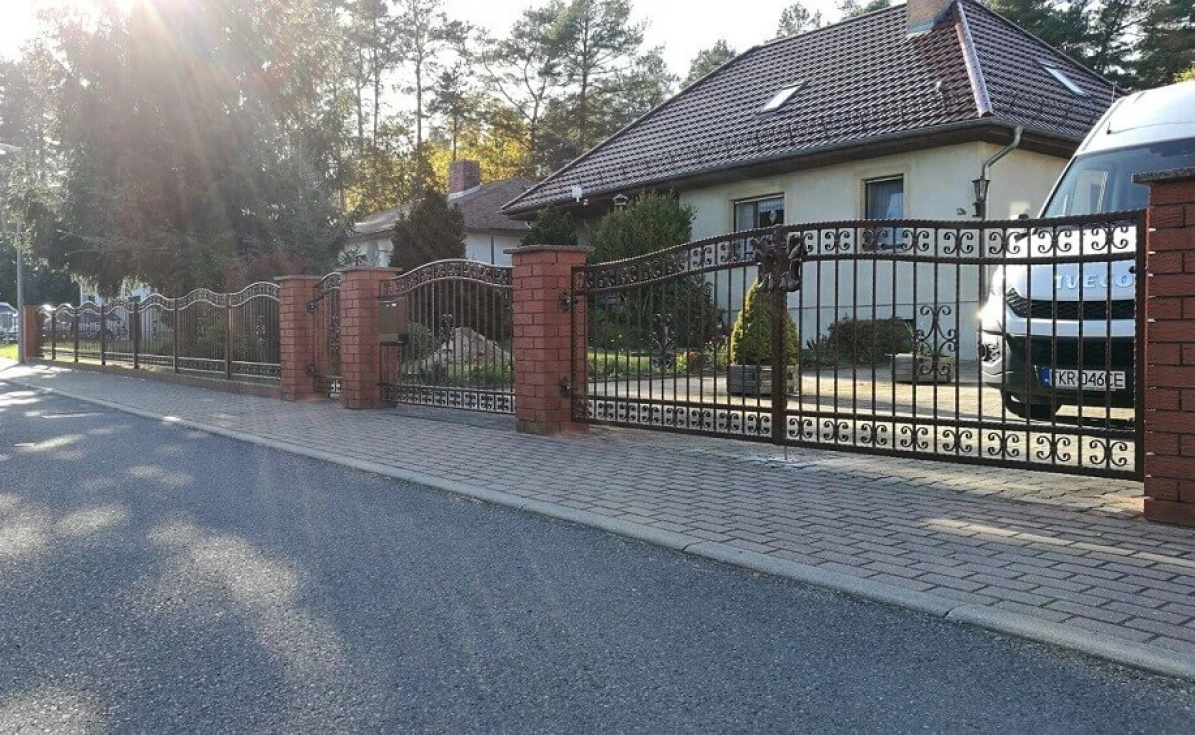solidne-ogrodzenie